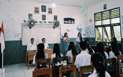 PELANTIKAN SANGGAR MAPALUS SMA NEGERI 2 MANADO: AWAL LAHIRNYA WADAH PENGEMBANGAN DAN KREATIVITAS SISWA DALAM SASTRA
